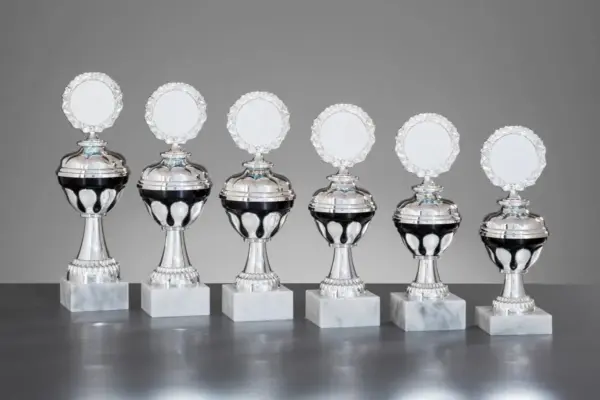 Kleinpokal Serie 58610 in 6 Größen